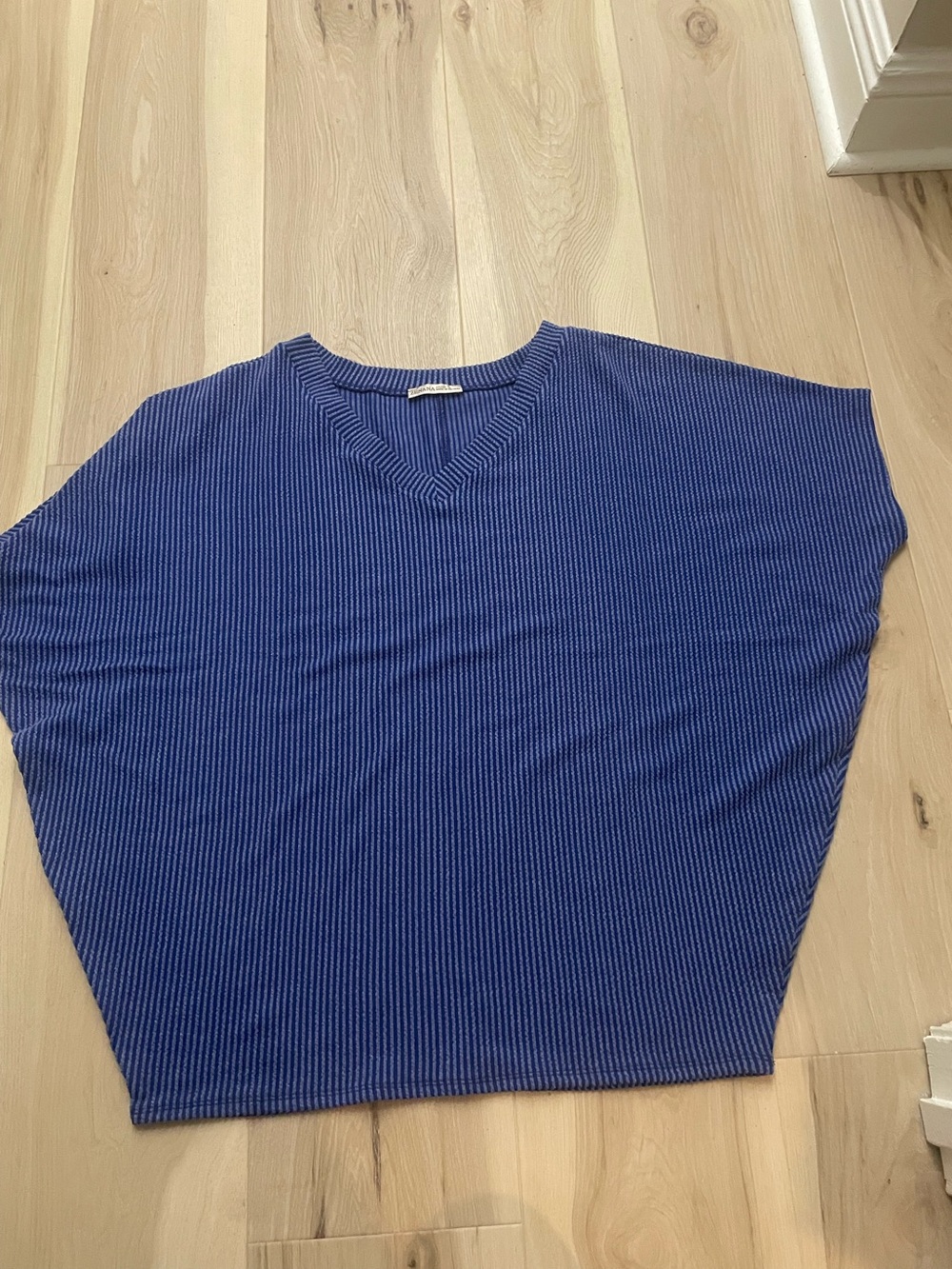 Zenana Outfitters Ribbed V-Neck Sweater Top in Royal Blue